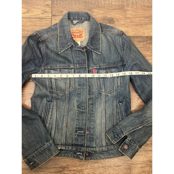 Levi's Denim Jacket Women's Small Original Trucker Jean Medium Wash - Picture 5 of 8